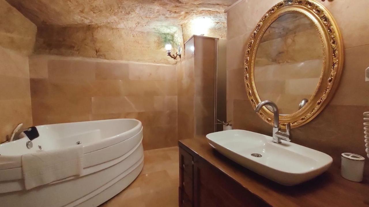 Uerguep Inn Cave Hotel Eksteriør billede